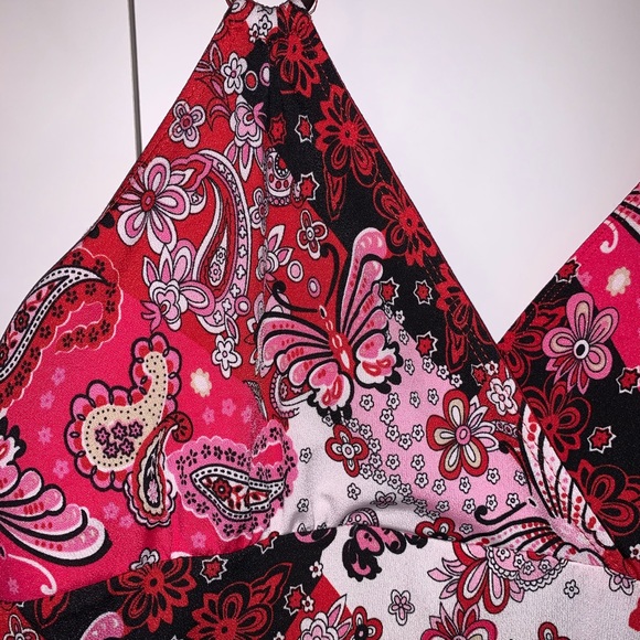 Juniors XL Red and Black Halter Top - Picture 3 of 9